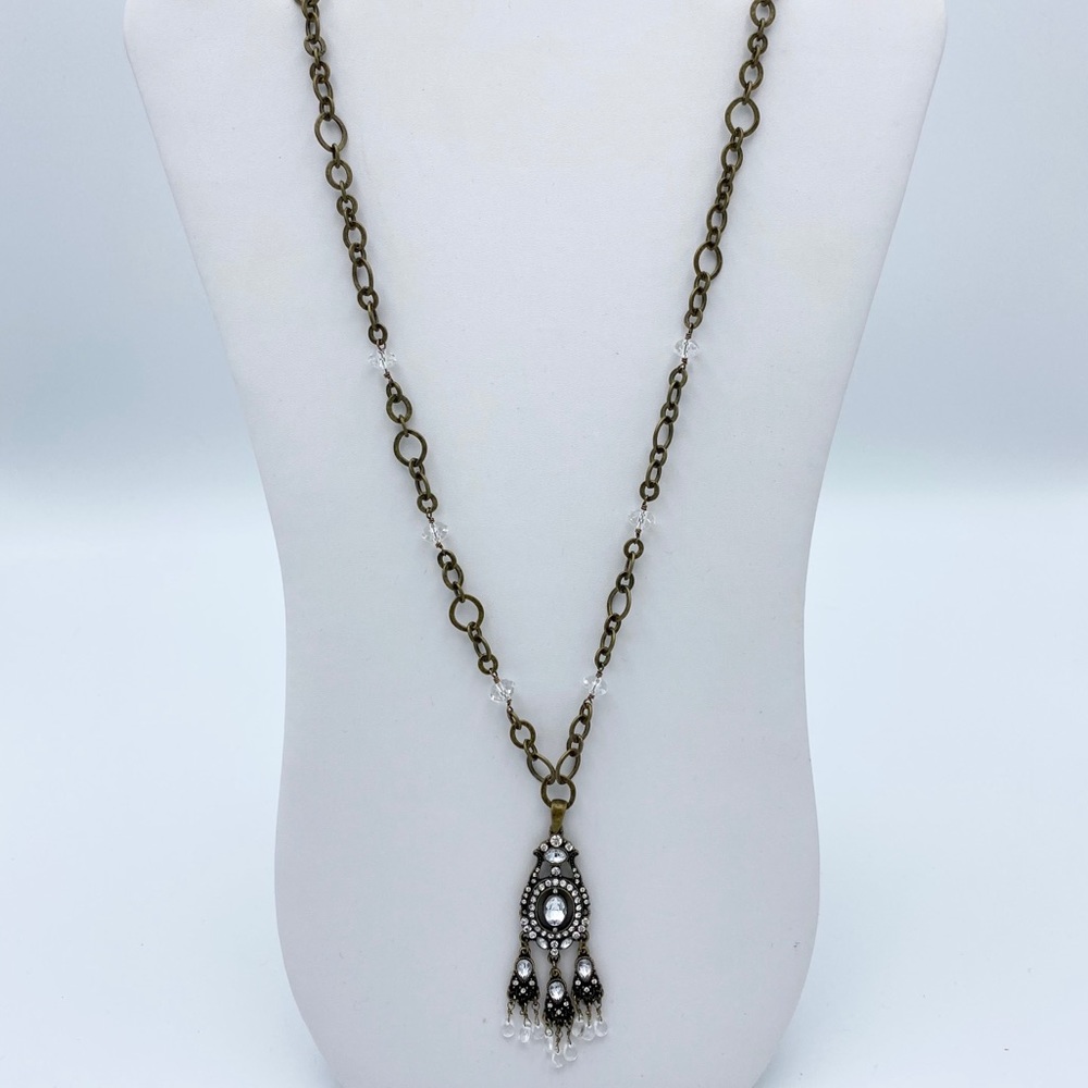 Smug Beauty Antiqued Gold Tone Rhinestone Necklace - Picture 9 of 13